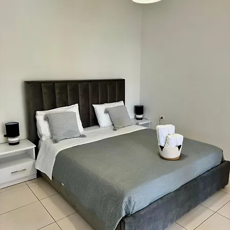 Belaire Luxury ساراندا